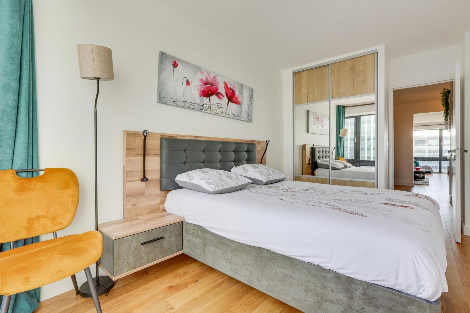 Paris Luxury Apartment 75M2 With Eiffel Tower View, 1 Min Metro, Parking Экстерьер фото